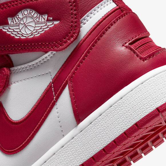 NEW Air Jordan 1 High FlyEase Cardinal Red White Sneakers DC7986 601 - SIZE 4.5Y main image 9